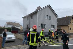 Rauch aus Gebäude