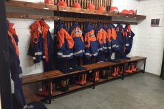 Jugendfeuerwehr - Umkleide 1