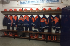 Jugendfeuerwehr - Umkleide 2