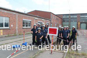 Gruppe beim Bahnerden